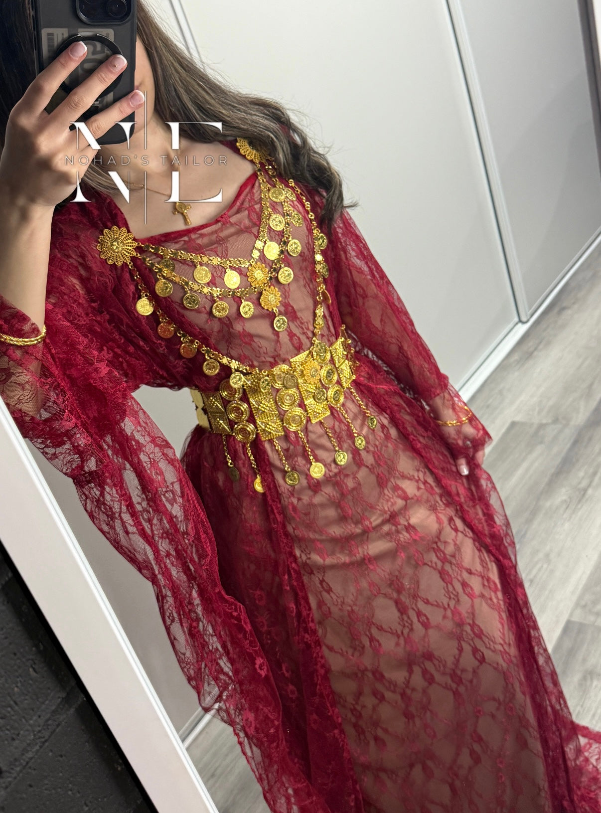 Red lace Kurdish Gown (Jilli Kurdi)