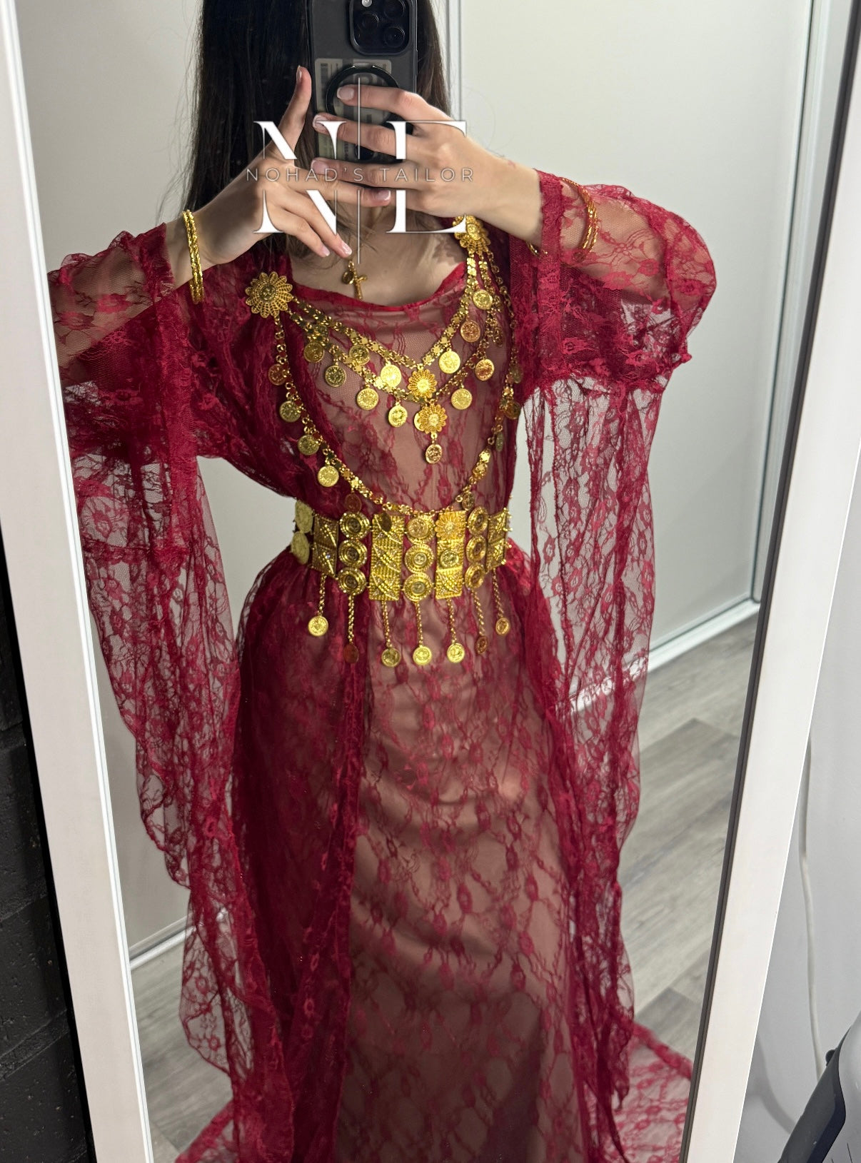 Red lace Kurdish Gown (Jilli Kurdi)